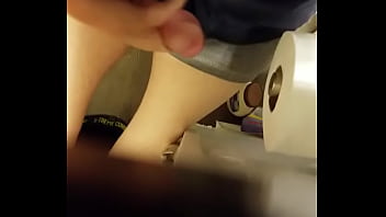 Preview 3 of Xxxvideno 12 - Quick tease. Ladies message me if you wanna have some fun