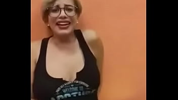 Preview 4 of Dog Girl Wwwxxx Com - Loira Gozando com seu Consolo Furadeira