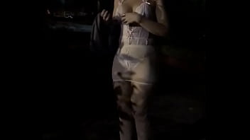 Preview 1 of X In Xxxvibeos Com - Exposi&ccedil_&atilde_o p&uacute_blica,  desejo ardente de bichos na noite