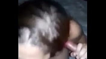 Preview 4 of Fuck Big Bbbs - Morra con 2 vergas en la boca