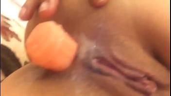 Preview 3 of Le Saca Gritos Video Xxx Mot - Rico gustan