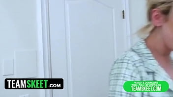 Preview 1 of Japaniexxx - stepMom fucks stepson infront of his wife