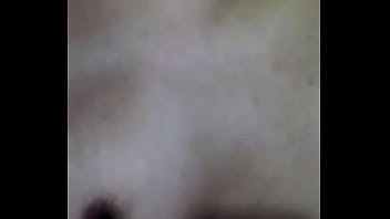 Preview 2 of Korean Little Boy - Chica toc&aacute_ndose