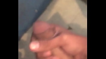 Preview 1 of 52 Year Old Xxx - Me la jale bien rico
