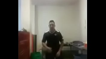 Preview 2 of Latest Assam Sex - Hetero bailando bachata muestra la verga y el culo