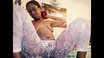 Preview 3 of Xxxxxxgirl Video - Topless and leggings no panties slowtwerk