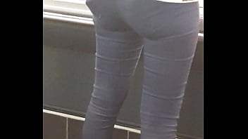 Preview 1 of Opa Women - Nice round ass