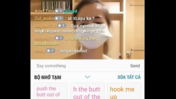 Preview 2 of Public Ass Flash - h&agrave_ng tuyển