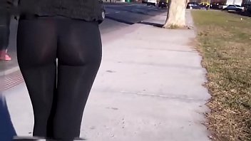 Preview 2 of Small Been - Perfect leggins walk