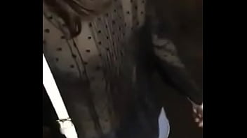 Preview 1 of Strassen Blowjob - Daniela nos manda su v&iacute_deo paseando por las calles de Guayaquil con su filia de exhibicionista.