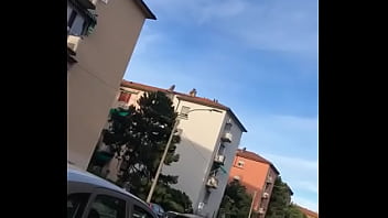 Preview 1 of Bfkare - Ragazza nuda per le strade di Bologna 1