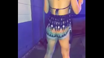 Preview 1 of Xxx Bronca - White girl know how to twirk
