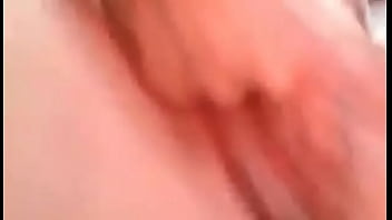 Preview 1 of Watching Wife From Hotel Closet - Puta mineira do Facebook