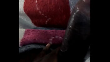 Preview 2 of Son Force Sister And Douche - Novinho brincando com o pau