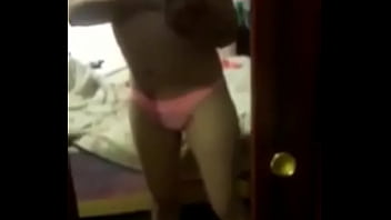 Preview 2 of Saal 8 Boy - Chica hot envia video a su esposo