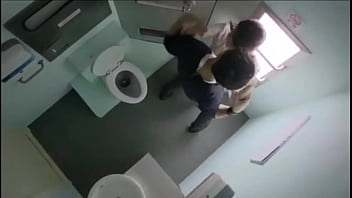 Preview 1 of Sexj Doktor - Korean toilet sex