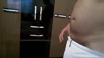 Preview 1 of Kir Kos Alxis Irani - Brincando para aliviar a tens&atilde_o