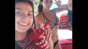 Preview 2 of Bf Xxxii Bedio - My friends and me