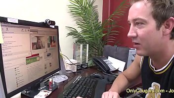 Preview 1 of Xxx Sunny Leon Full Sex Video - Vanessa Naughty Fills Her Pretty Little Pussy With Cock