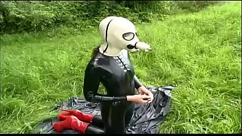 Preview 2 of Nigro Xxxxxx Fuck Videos - A slut in a total latex dress enjoys a dildo