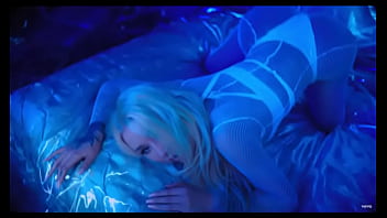 Preview 2 of O Name Pronstar - Iggy - Kream