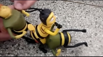 Preview 3 of Www Hindisexystory Com - BEE MOVIE sexo gostoso perfeito na escola ultilizando posi&ccedil_&otilde_es do kamasutra,  BEE movie barry transando gostoso com seres de sua ra&ccedil_a desta vez s&oacute_ bimbada nervosa sem remorso e muito prazer escola sem regras porn inteligente cav