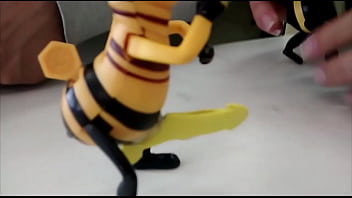 Preview 1 of Www Hindisexystory Com - BEE MOVIE sexo gostoso perfeito na escola ultilizando posi&ccedil_&otilde_es do kamasutra,  BEE movie barry transando gostoso com seres de sua ra&ccedil_a desta vez s&oacute_ bimbada nervosa sem remorso e muito prazer escola sem regras porn inteligente cav