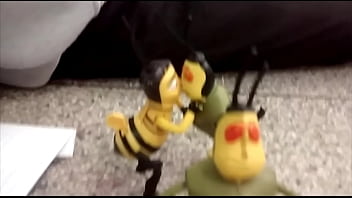 Preview 4 of Www Hindisexystory Com - BEE MOVIE sexo gostoso perfeito na escola ultilizando posi&ccedil_&otilde_es do kamasutra,  BEE movie barry transando gostoso com seres de sua ra&ccedil_a desta vez s&oacute_ bimbada nervosa sem remorso e muito prazer escola sem regras porn inteligente cav