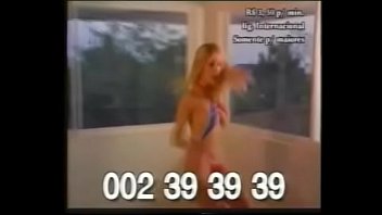 Preview 1 of Wife Show Her Husband Huge Tits - comerciais de disk namoro 2