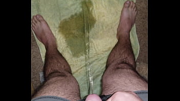 Preview 2 of Arab Kamera Tersembunyi - Pee in Underwear