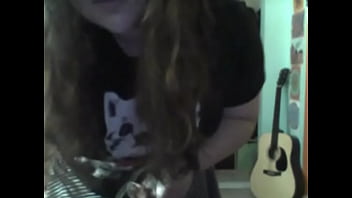 Preview 1 of Spicy Hunt - girl shakes her ass