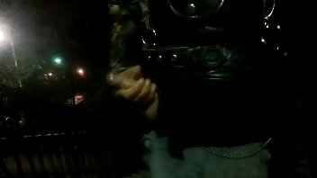 Preview 4 of Ujgn Xxxx - me masturbo en puente peatonal cdmx