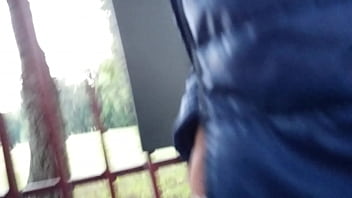 Preview 4 of Oliy Butt - Masturbandome afuera de la Escuela