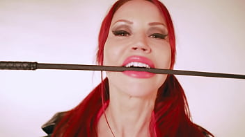 Preview 2 of Xxx Hindeeme - Latex Pony Will Work For Your Carrot
