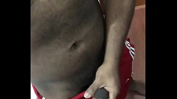 Preview 4 of Eththali Sex - Carioca massageando a pica