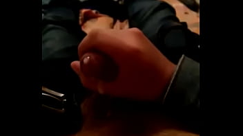 Preview 3 of Alex Hircshi Xxx - Viniendome... Alguien gusta?