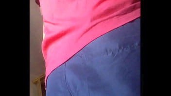 Preview 1 of Chubby Ella - Tirando shorts