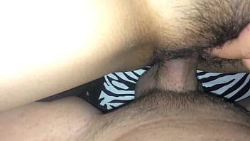 Preview 3 of Cubanas Singando Con 2 Hombres - Super wet fuck