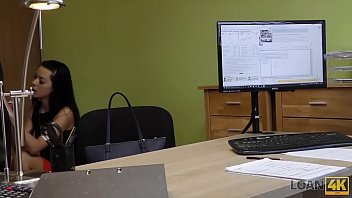 Preview 3 of Xxnnxncom - LOAN4K. Peque&ntilde_os percances para la gente rica