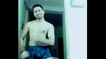 Preview 3 of Tle Solo - Desi Lounda