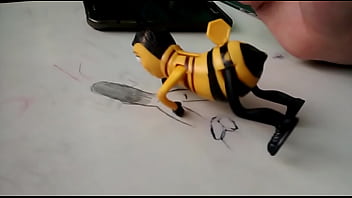 Preview 3 of Sanileoy Ni Sex - BEE MOVIE a abelha bee movie fudendo gostoso a humana sem d&oacute_ nem piedade na escola (BRASIL)