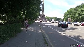 Preview 1 of White Ratchet Hoe - BERLINER TEEN WIRD VON 2 FREMDEN AUF DER STRASSE GEFICKT - GERMAN OUTDOOR