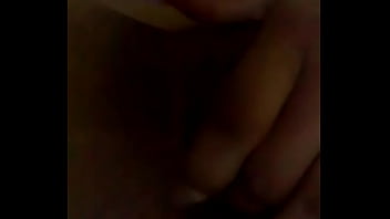 Preview 1 of Fuk Mom From Room - Me masturbo con una foto de mi ex