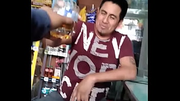Preview 3 of Xxxxxxx Cxxx Xxxxx - Moreno seduce a cuarent&oacute_n
