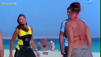 Preview 3 of Dakota Gang - نور اللبنانية بالمايوه