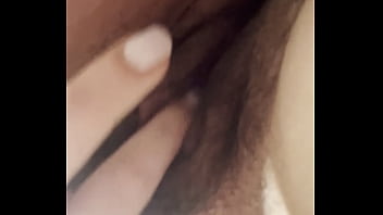 Preview 3 of Milton Twins Anal - Me masturbo en un ba&ntilde_o publico mientras no hay nadie