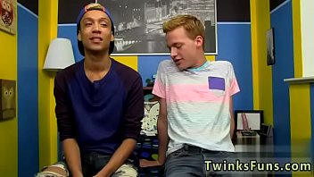 Preview 1 of Xxxii Poiles - Male ballerina gay porn tube Billy is in heaven when he gets a look