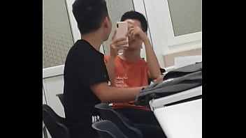 Preview 1 of Vidio Pron Kartun - Giờ học tiếng anh bổ &iacute_ch của 2 nam sinh