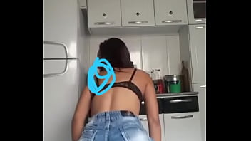 Preview 4 of Grand Mother Fuk Son - Dan&ccedil_ando e rebolando