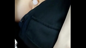 Preview 3 of Yurino Hana - Buen escote en el metro